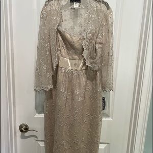 Alex Evenings lace dress with shrug, Sz 12